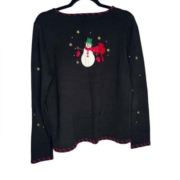 Reference Point Women’s Ugly Christmas Sweater Winter Scene Size Medium - Picture 7 of 10